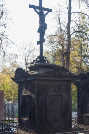 Могила Александра Михайловича Муравьева (1802-1853), декабриста (Тобольск)