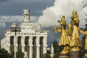 Павильон Армения на ВДНХ