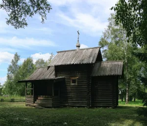 Церковь Святой Троицы из Реконьской пустыни Любытинского района (Великий Новгород)