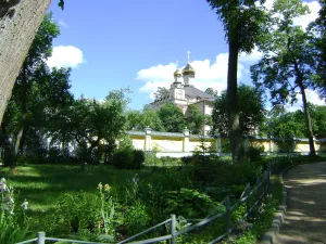 Церковь преподобных Иоанна Рыльского и Льва Катанского (Оптино)