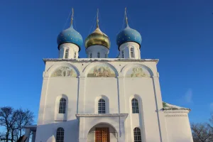 Собор Успения Пресвятой Богородицы с росписями (Фролищи)