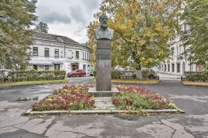 Памятник Леониду Трефолеву (Ярославль)