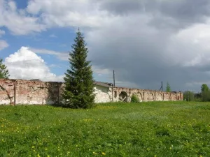 Ограда с двумя башнями (Ошевенский Погост)