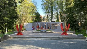 Братская могила советских воинов (Дедовск)