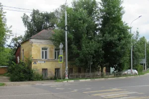 улица Дзержинского 4, Жилой дом (Торжок)