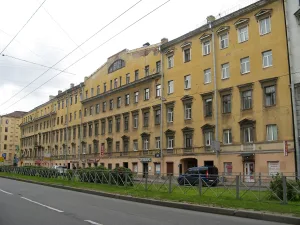 Дом по проспекту