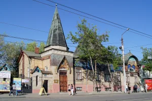дом Шаронова