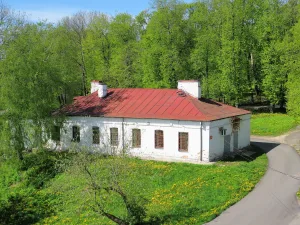 Здание бывшего провиантского склада (Великий Новгород)