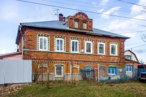 Жилой дом (Каменки)