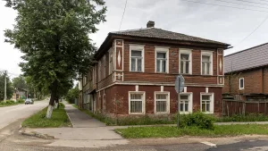 Жилой дом (Боровичи)