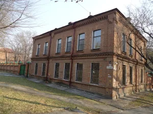 Жилой дом воспитателей (Хабаровск)