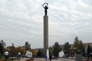 Мемориальный комплекс в честь советских воинов и калужан, погибших в 1941 г. в боях за Калугу (Калуга)