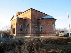 Воскресенская церковь (Долгое)