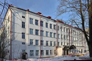 Здание, в котором находился эвакуационный госпиталь № 3083 в 1941-1945 гг. (Кольчугино)