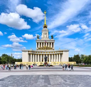 Главный павильон ВДНХ