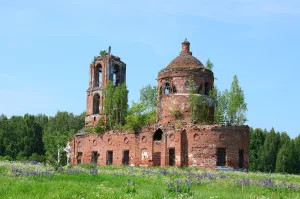 Церковь (Ирошниково)