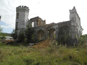 Усадьба Монжене