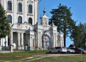 Ограда с воротами (Красное)