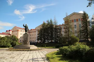 Сквер у памятника С. М. Кирову