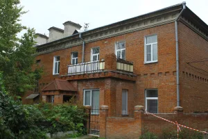 Дом с 4 квартирами (по 35 кв.сажень) (Омск)