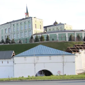 Воскресенская башня (Казань)