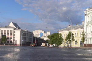 площадь Возрождения