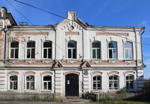 Административное здание завода Кузнецова, в котором в 1911 г. была открыта мужская прогимназия (Городец)