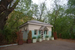 Здание уборной станции Серебряный Бор