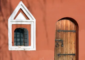 Церковь Успения Пресвятой Богородицы и кельи (Дзержинский)