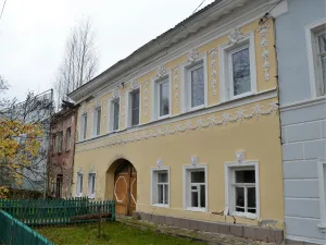 Жилой дом (Вятское)