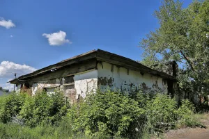 Здание первой сельской (переселенческой) школы (Полтавка)