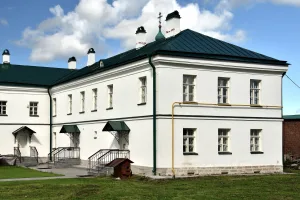 Старый настоятельный корпус (трапезная) (Старая Ладога)