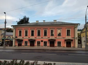 Доходный дом с лавками храма Успения Богородицы в Казачьей слободе (Якиманка)