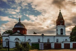 Церковь Троицы Живоначальной (бывш. Иоакима и Анны) (Гусь-Хрустальный)