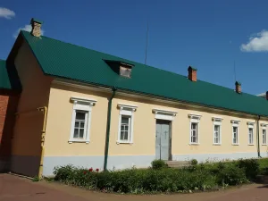Братский корпус (Боровичи)