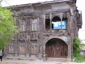 Усадьба Красильникова (деревянная) (Вологда)