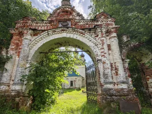 Церковь Иоанна Предтечи (Болваницы)