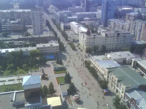 Городская площадь, где на митинге 9 мая 1943 г. был вручен наказ добровольцам-танкистам (Челябинск)