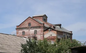 Здание крупяной мельницы купца Ф.В. Бечина