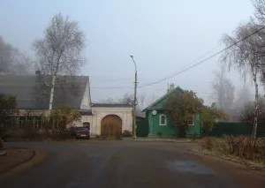 Жилой дом и ворота (двое) (Осташков)