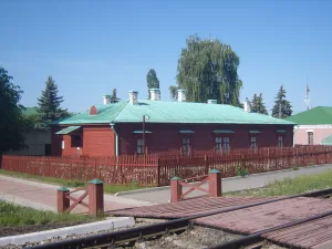 Дом, в котором умер Лев Николаевич Толстой в 1910 году. В доме — мемориальный музей Л.Н. Толстого (Лев-Толстой)
