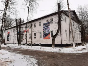 Здание госпиталя (первоначальное назначение – служебный корпус) (Великий Новгород)