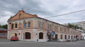 Дом Эскина (меховые магазины Положенко). Торговый пассаж № 2 Черного рынка
