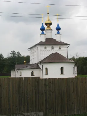 Успенский собор с живописью (Золотниковская Пустынь)