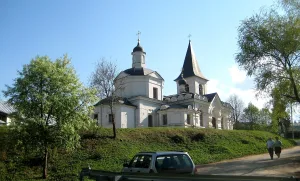 Церковь Воскресения Христова (Таруса)