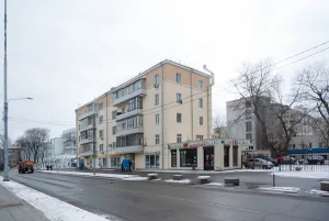 Улица Доватора 12