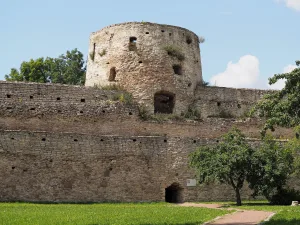 Башня Рябиновка (Старый Изборск)