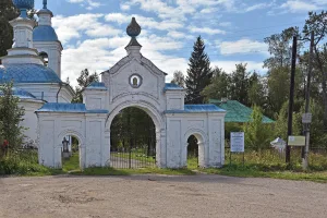 Ворота ограды церкви Петра и Павла (Солигалич)