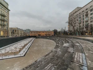 Хохловская площадь