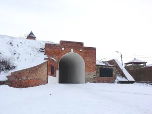 Алексеевские ворота